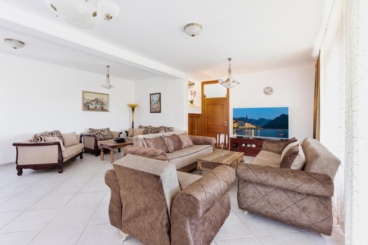 Villa Forest Cattaro Esterno foto