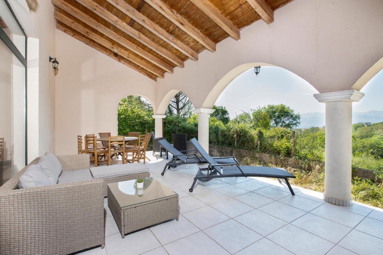 Villa Forest Cattaro Esterno foto